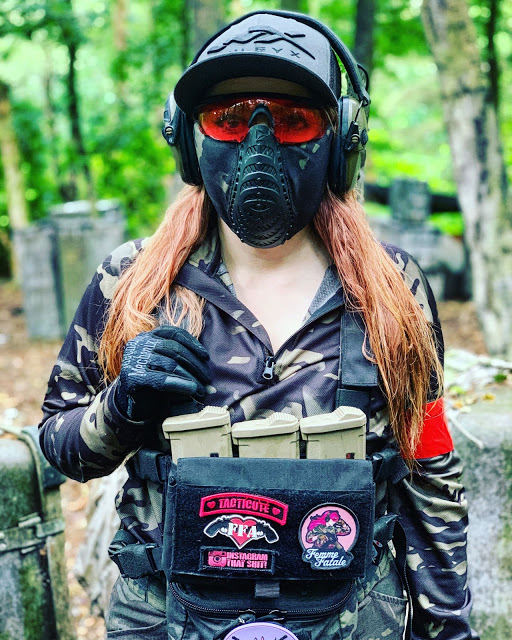 Airsoft femme fatale CONTACT